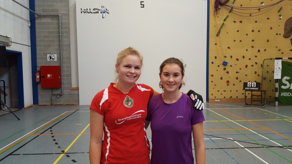 Louise and Annalien - her 2nd match at an international event. Go Louise!! 